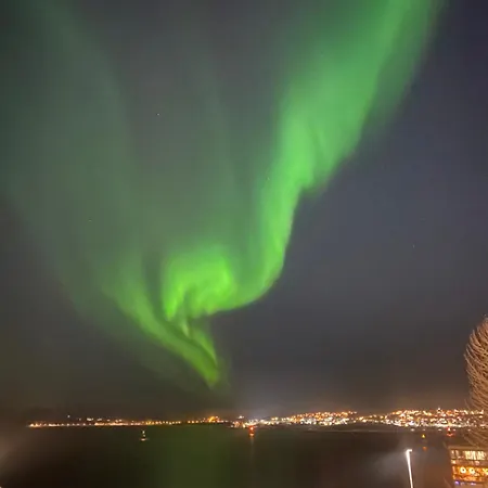 Casa de hóspedes Rom Med Sjoutsikt Sentralt Pa